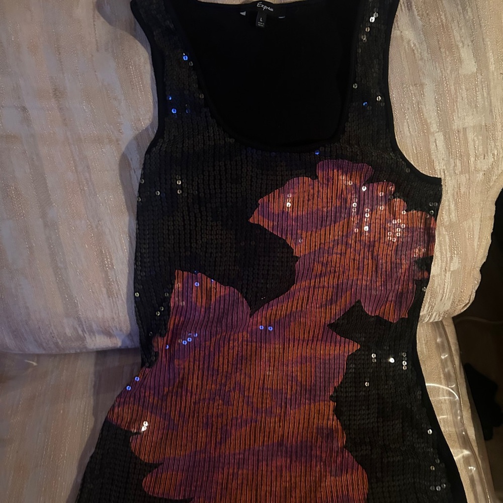Express Sequence Tank Size Large With Flowers - image 4
